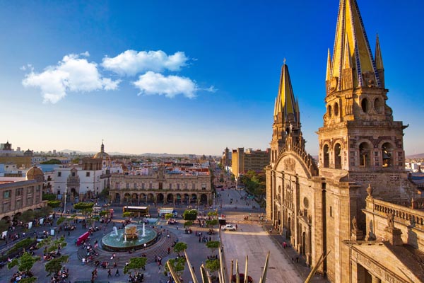 Renta de autos en Guadalajara y explora la perla tapatía sin limites