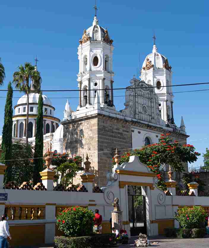 Hoteles en Tlaquepaque: Comodidad y Estilo