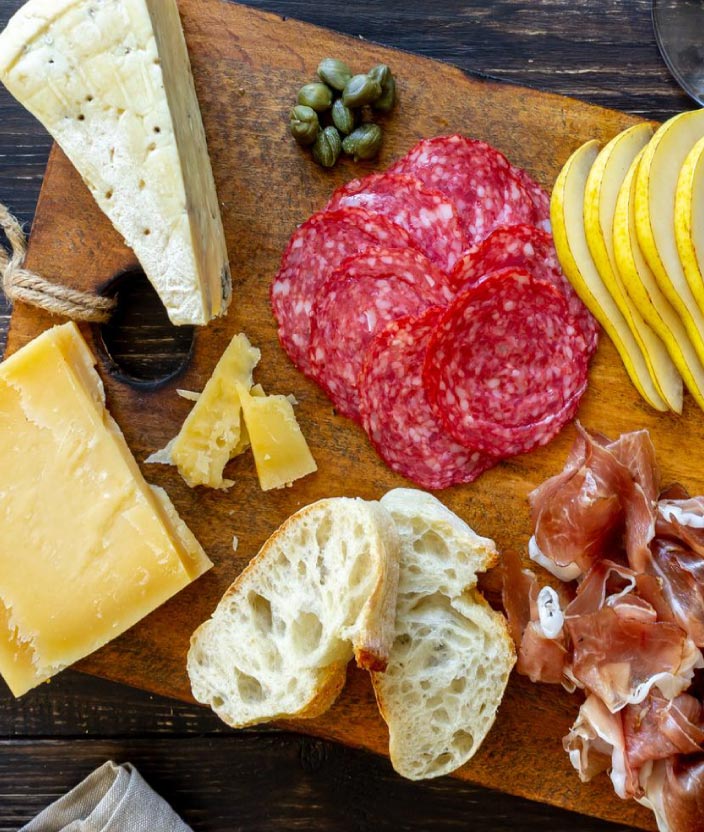 Rutas del queso, el salame y el asado: escapadas en auto para comer bien y sin culpa  