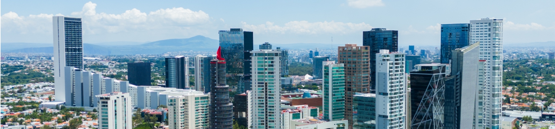 Ruta en Auto por Guadalajara: Guía Completa para Rentar Coche y Explorar Jalisco 2026 