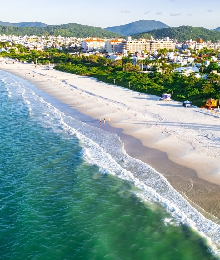 Praias em FlorianĂłpolis: Guia Completo com Acesso de Carro