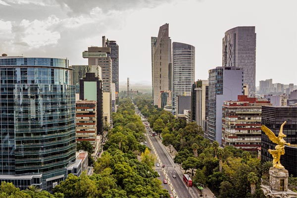 Explora la Ciudad de México con Localiza. Tu copiloto perfecto