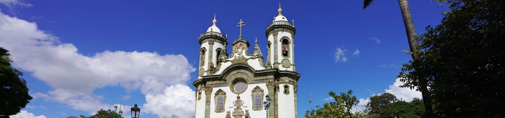 Caminhando pelas ruas de pedra de São João del Rei