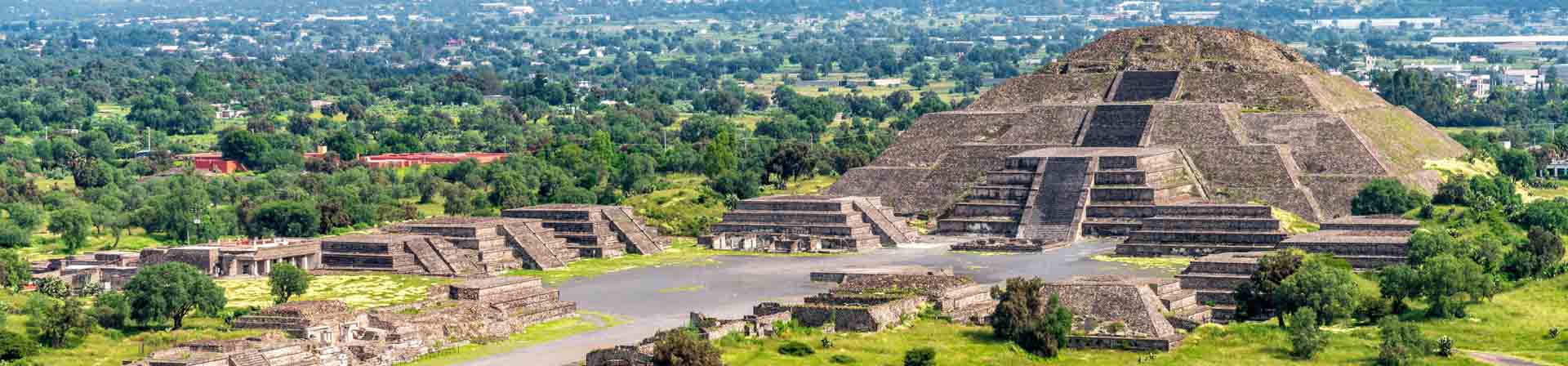 Teotihuacán y Puebla saliendo del Azteca: tiempos, rutas y consejos en auto