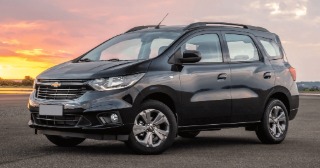 Aluguel de carro com 7 lugares