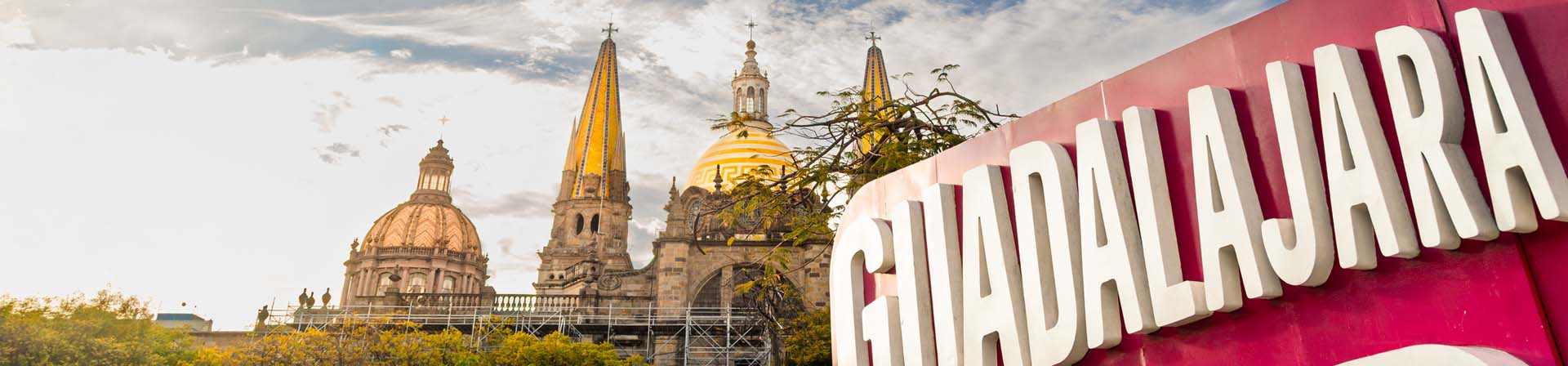 Cómo conducir en Guadalajara: lo que debes saber sobre tránsito, seguridad y turismo